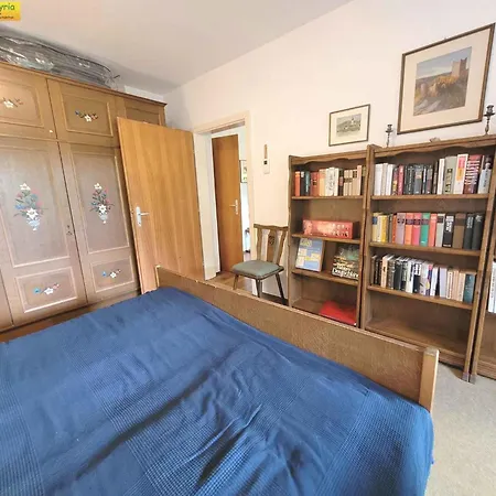 In - Steiermark 41120 *