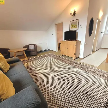 In - Steiermark 41120 *